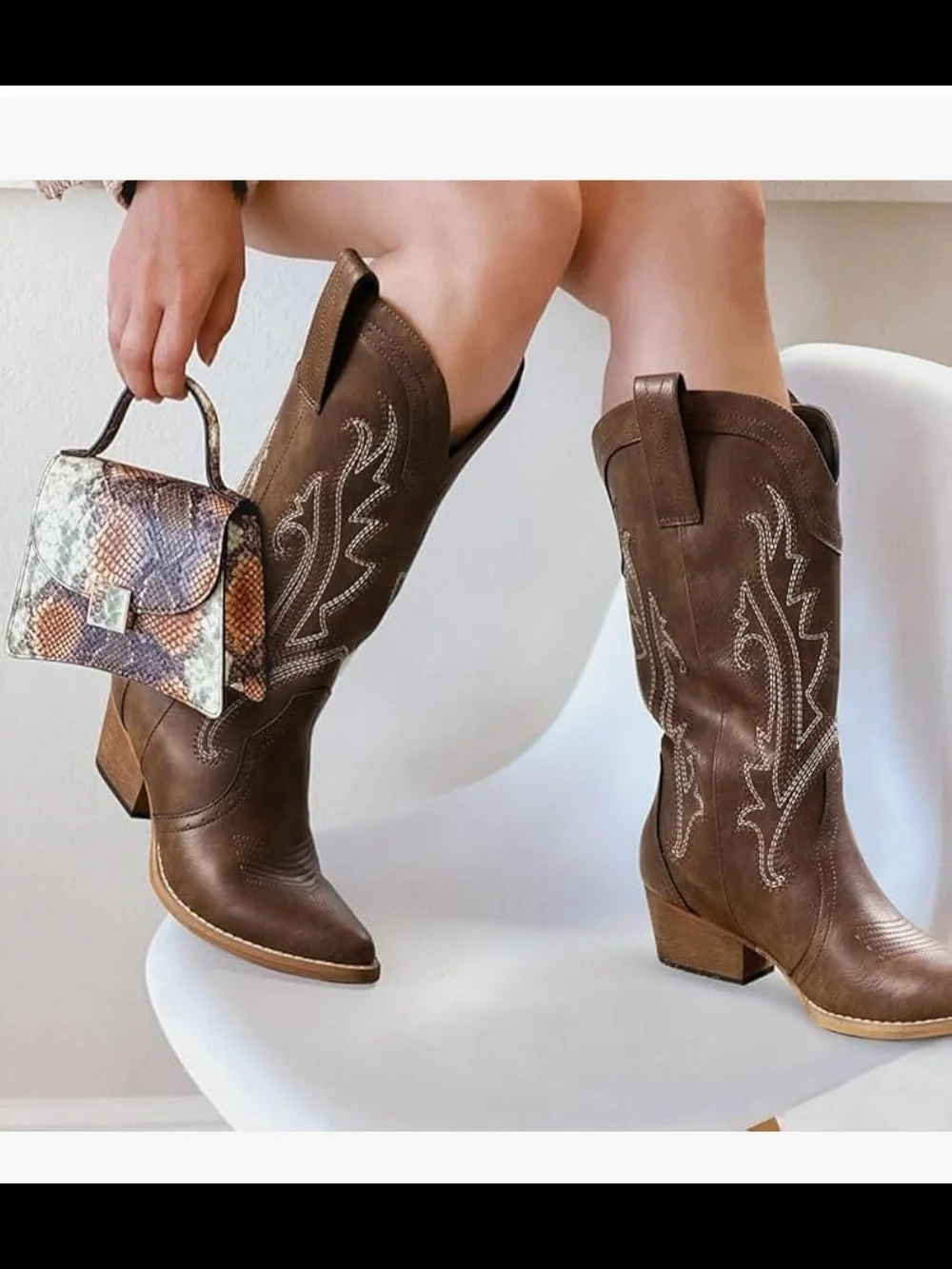 Brown Women's Western Embroidered Cowboy Booties